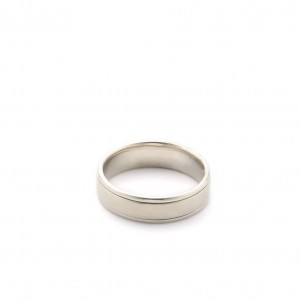 Gold Satin Band Ring