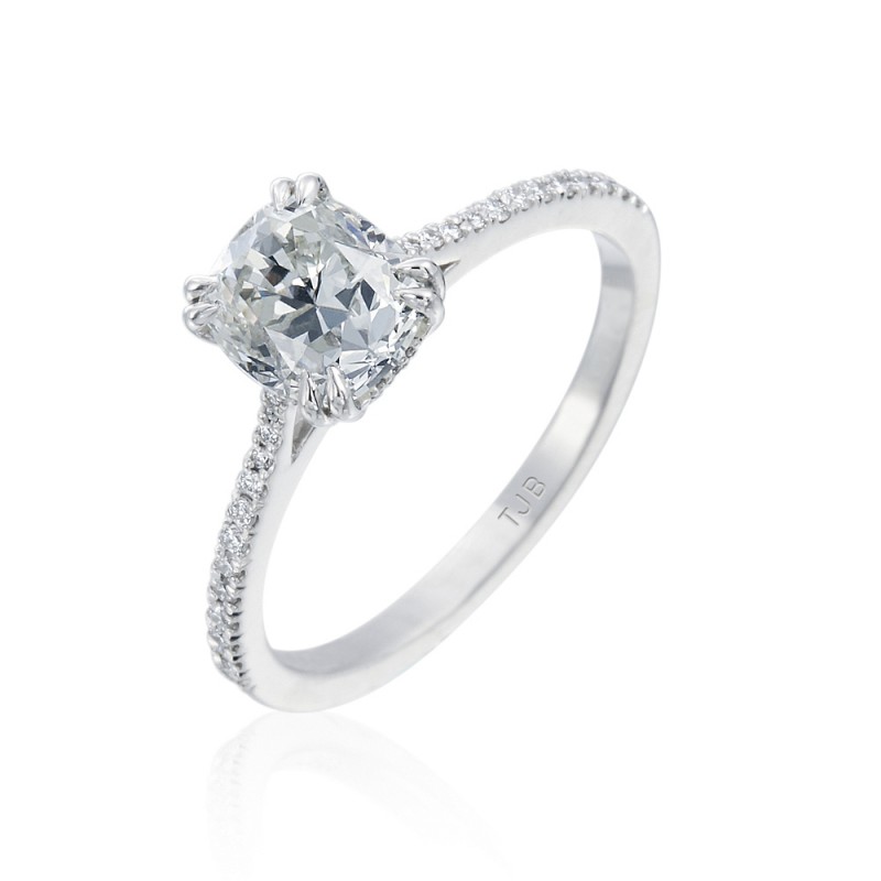 https://www.tinyjewelbox.com/upload/product/Roslyn Collection Platinum Diamond Classic Engagement Ring