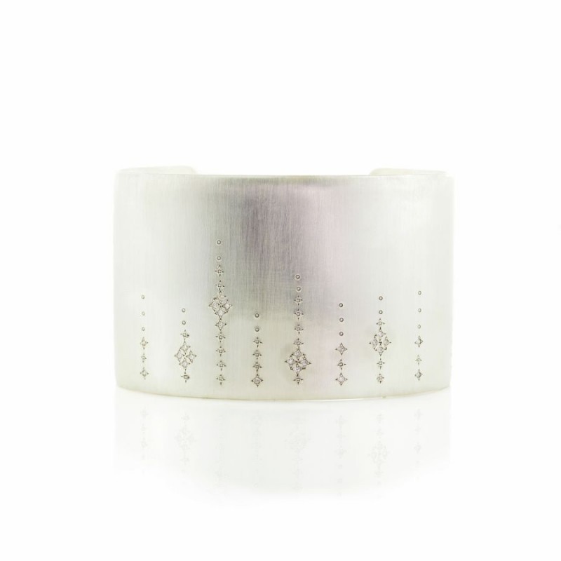 https://www.tinyjewelbox.com/upload/product/Sterling Silver and Diamond Shooting Star Cuff Bracelet