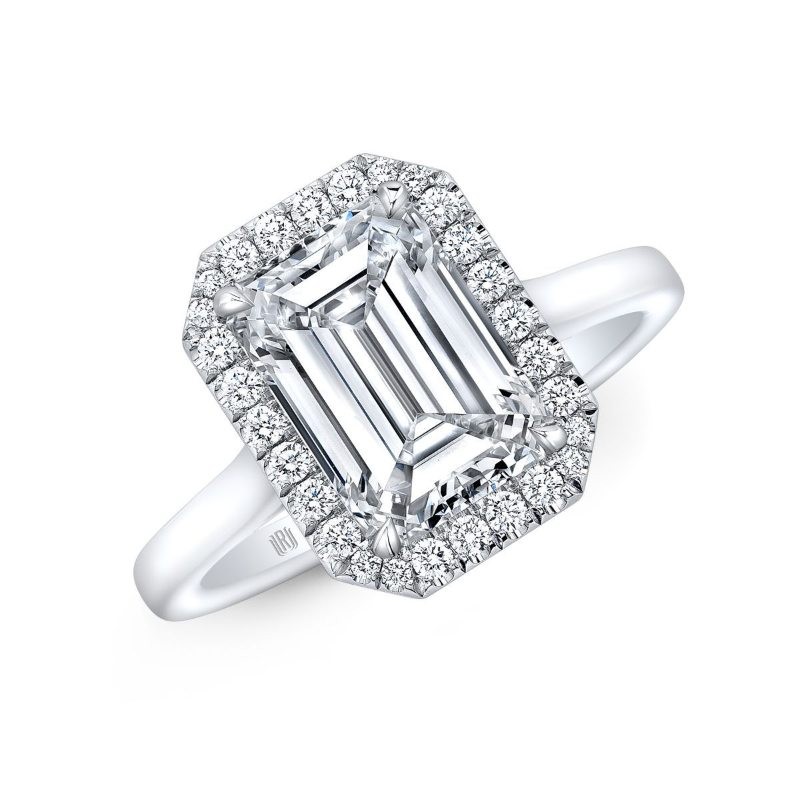 https://www.tinyjewelbox.com/upload/product/Platinum Emerald Cut Diamond Ring