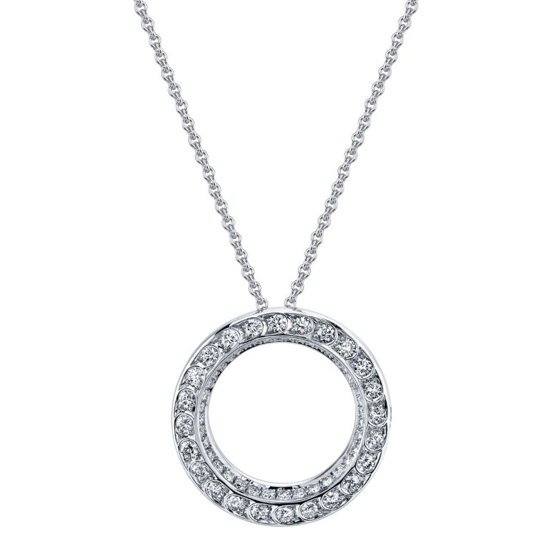 https://www.tinyjewelbox.com/upload/product/Gold And Diamond Scallop Artisan Pave Circle Pendant Necklace