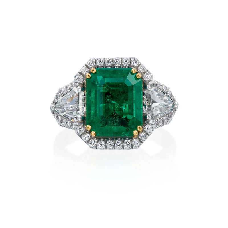 https://www.tinyjewelbox.com/upload/product/Platinum And Emerald Three Stone Ring