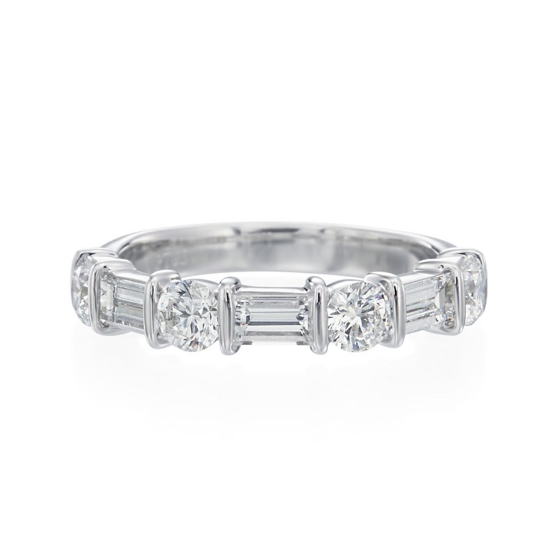 https://www.tinyjewelbox.com/upload/product/Platinum Round And Baguette Diamond Half Way Around Wedding Band Ring