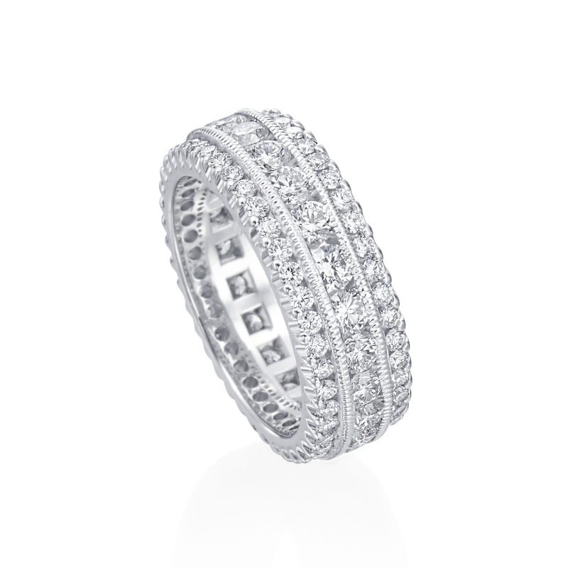 https://www.tinyjewelbox.com/upload/product/Platinum And Diamond Three Row Wedding Band Ring