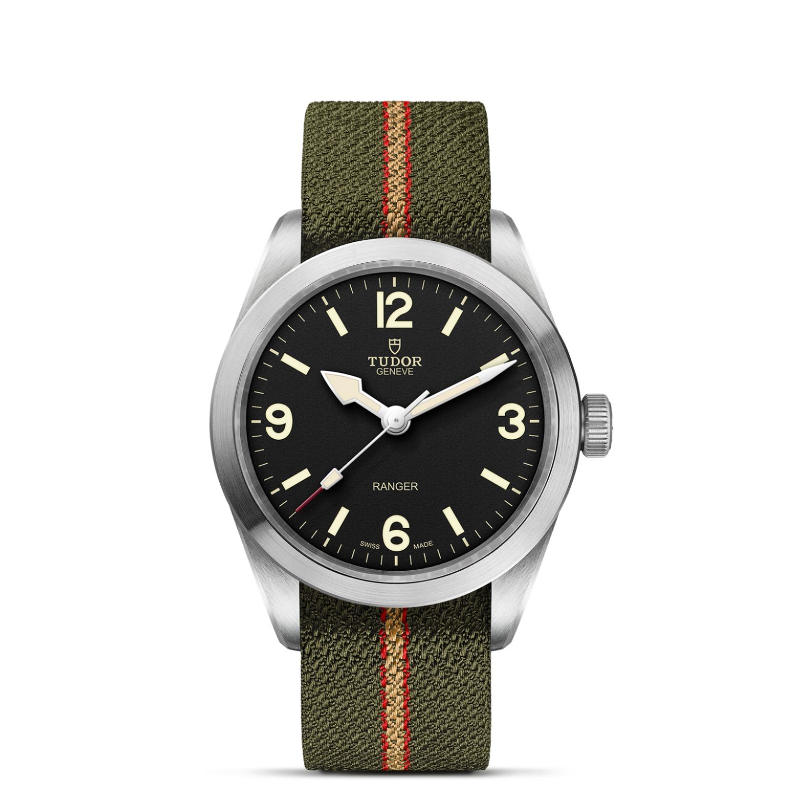 Tudor Ranger 39mm steel case Green red and beige fabric strap