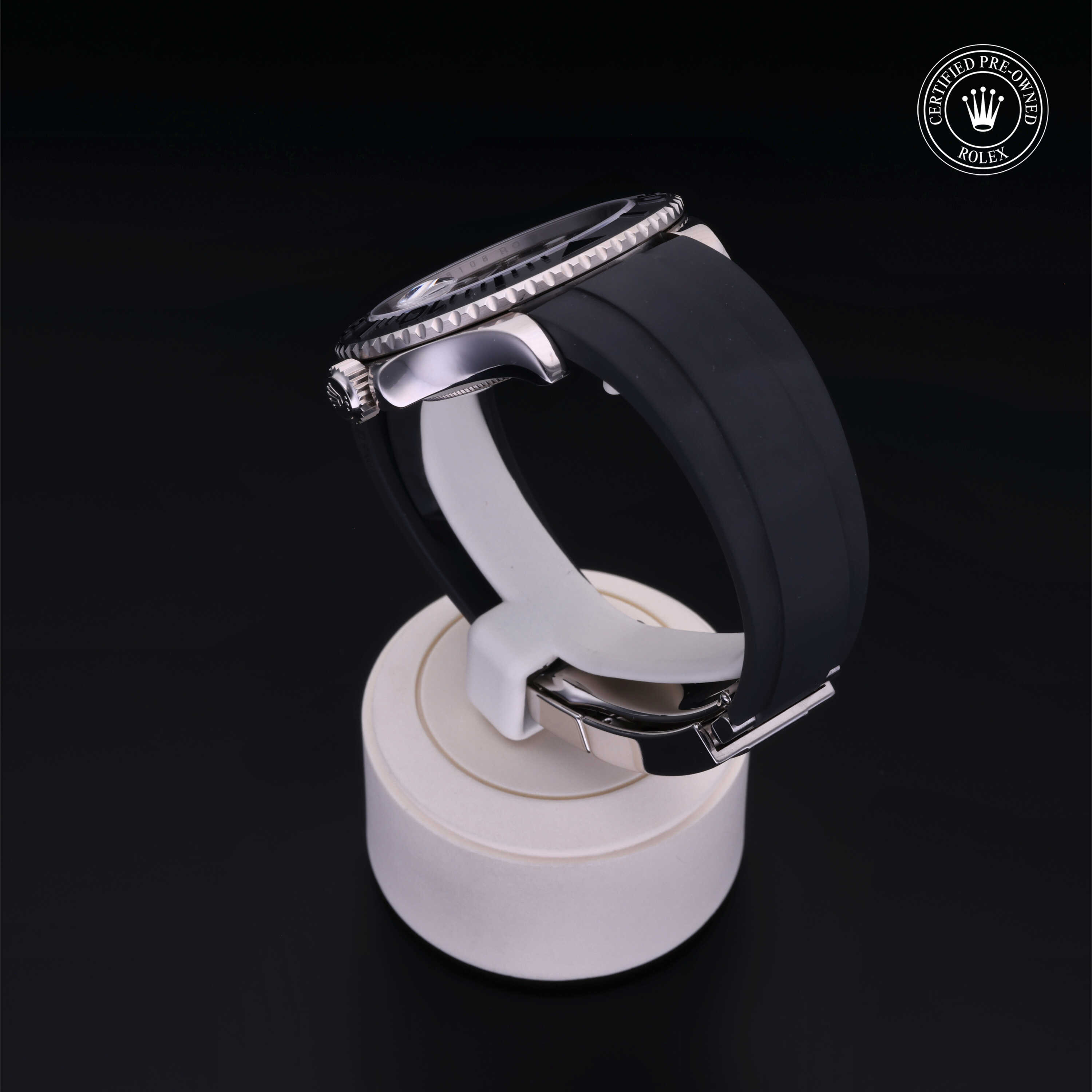 Oyster Perpetual Yacht-Master 42