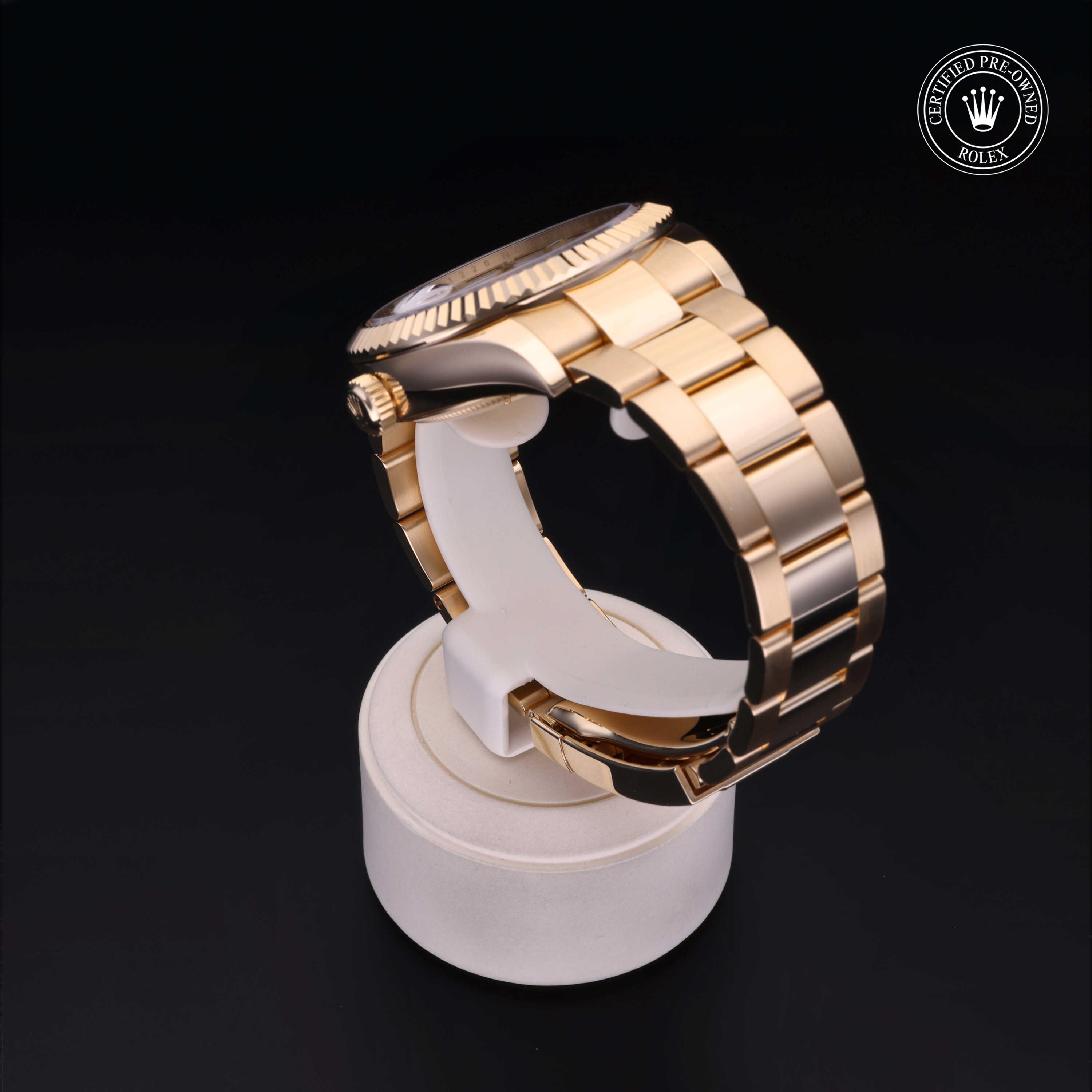 Oyster Perpetual Sky-Dweller