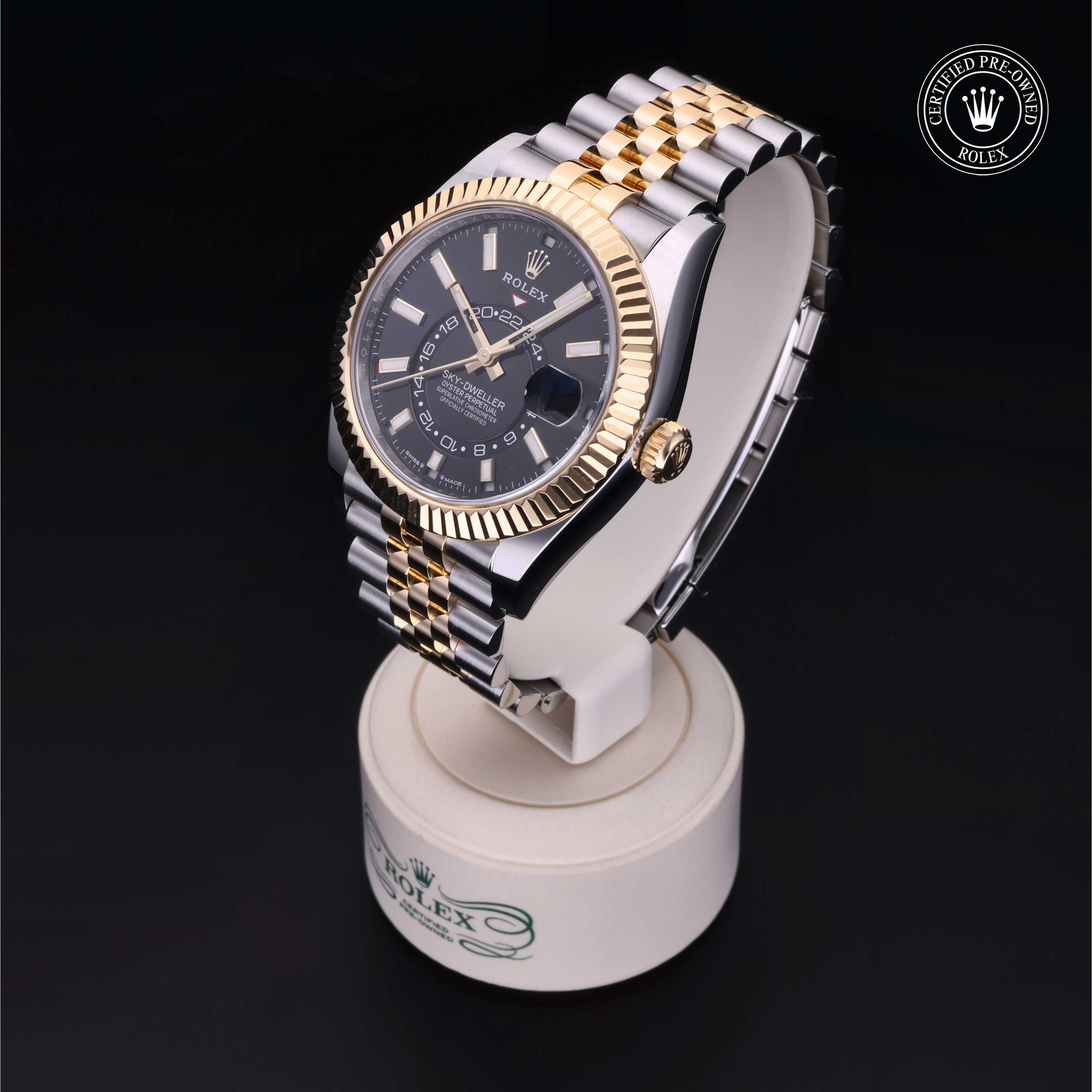 Oyster Perpetual Sky-Dweller