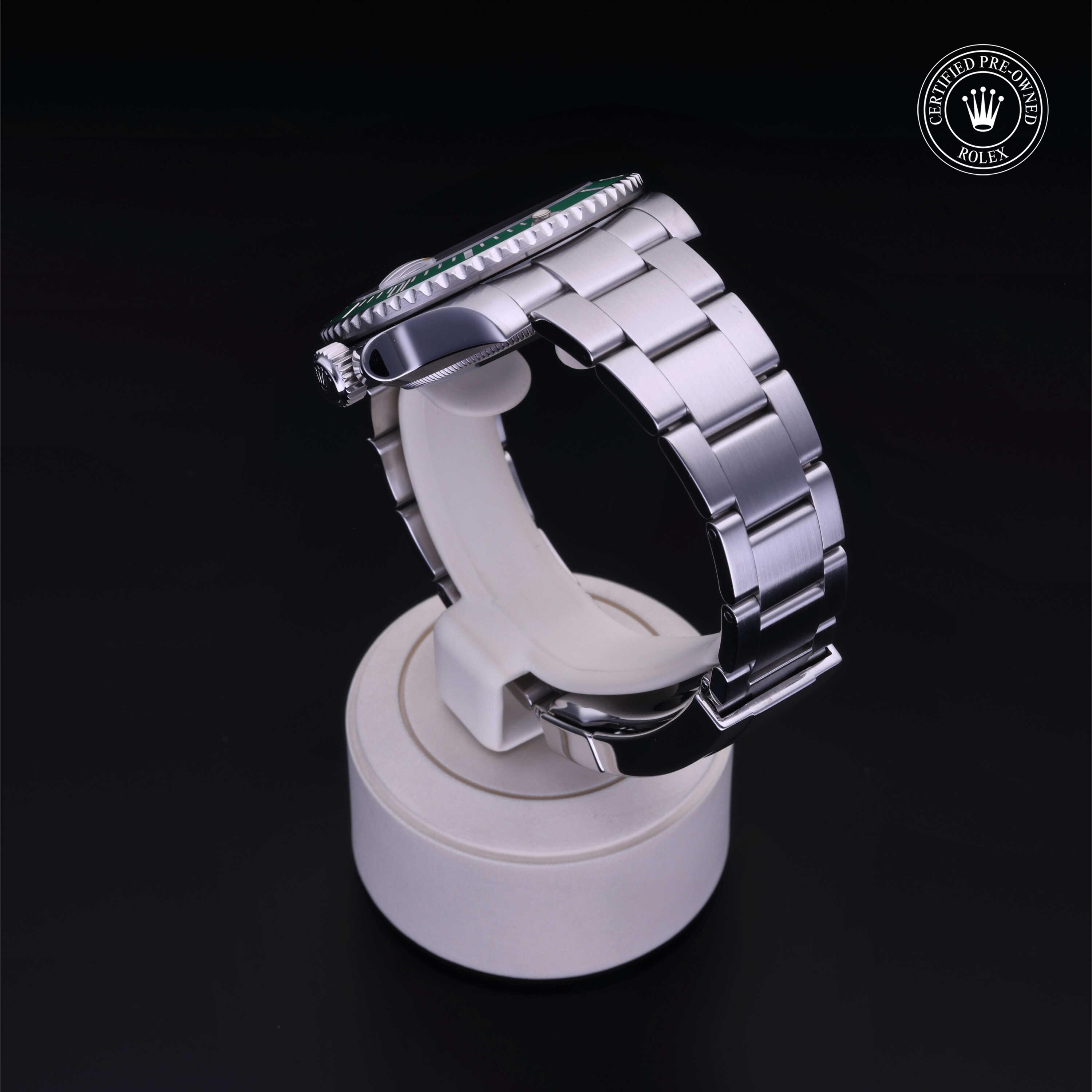 Oyster Perpetual Submariner Date